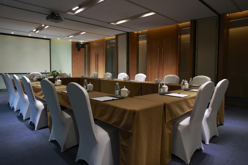 Winterless Hotel Beijing Bagian luar foto