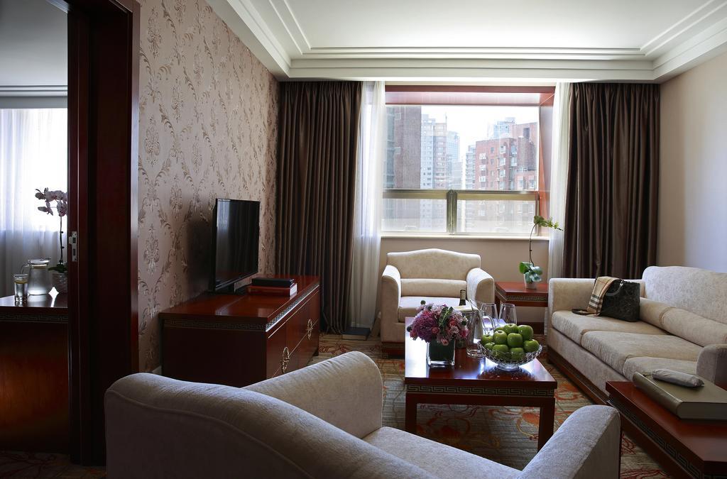 Winterless Hotel Beijing Bagian luar foto
