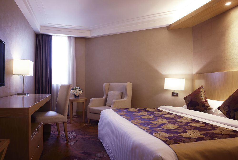 Winterless Hotel Beijing Bagian luar foto